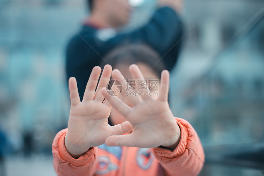 亚马逊(AMZN.US)将支付最高2500万美元获取纽约时报(NYT.US)内容用于AI项目