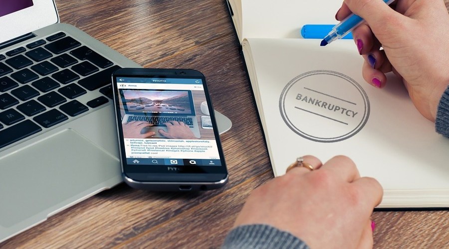 A股午评 | 三大指数走势各异 沪指半日涨0.53%重回3600点 地产股表现强劲